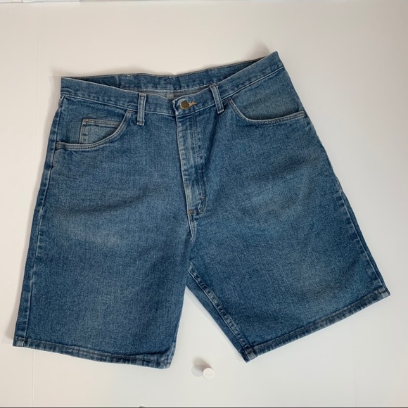 Wrangler Other - Men’s Wrangler Relaxed fit blue jeans shorts 36